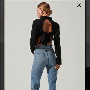 NWT ASTR the label Romilda tie back collard top SOLD OUT ONLINE